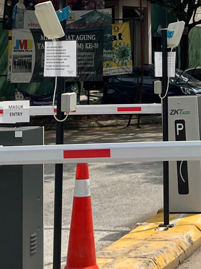 RFID Reader Stand — Heavy Duty Floor Mount - Image 3